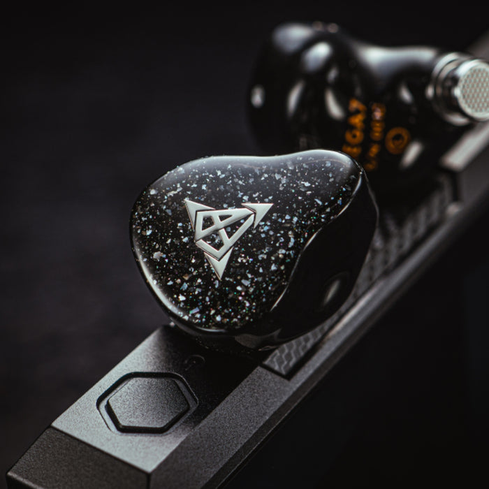 Hisenior Mega7 1DD + 6BA Hybrid In-ear Monitors